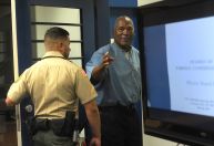 O.J. Simpson se tornou um homem livre após cumprir pena por assalto à mão armada