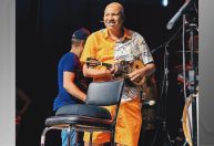 Famosos lamentam morte de Anderson Leonardo, vocalista do Molejo