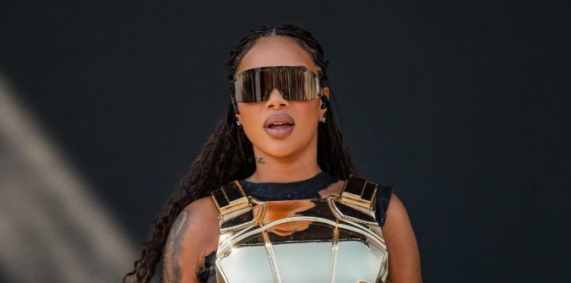 Ludmilla no primeiro show que fez no Coachella 2024, no domingo (14)