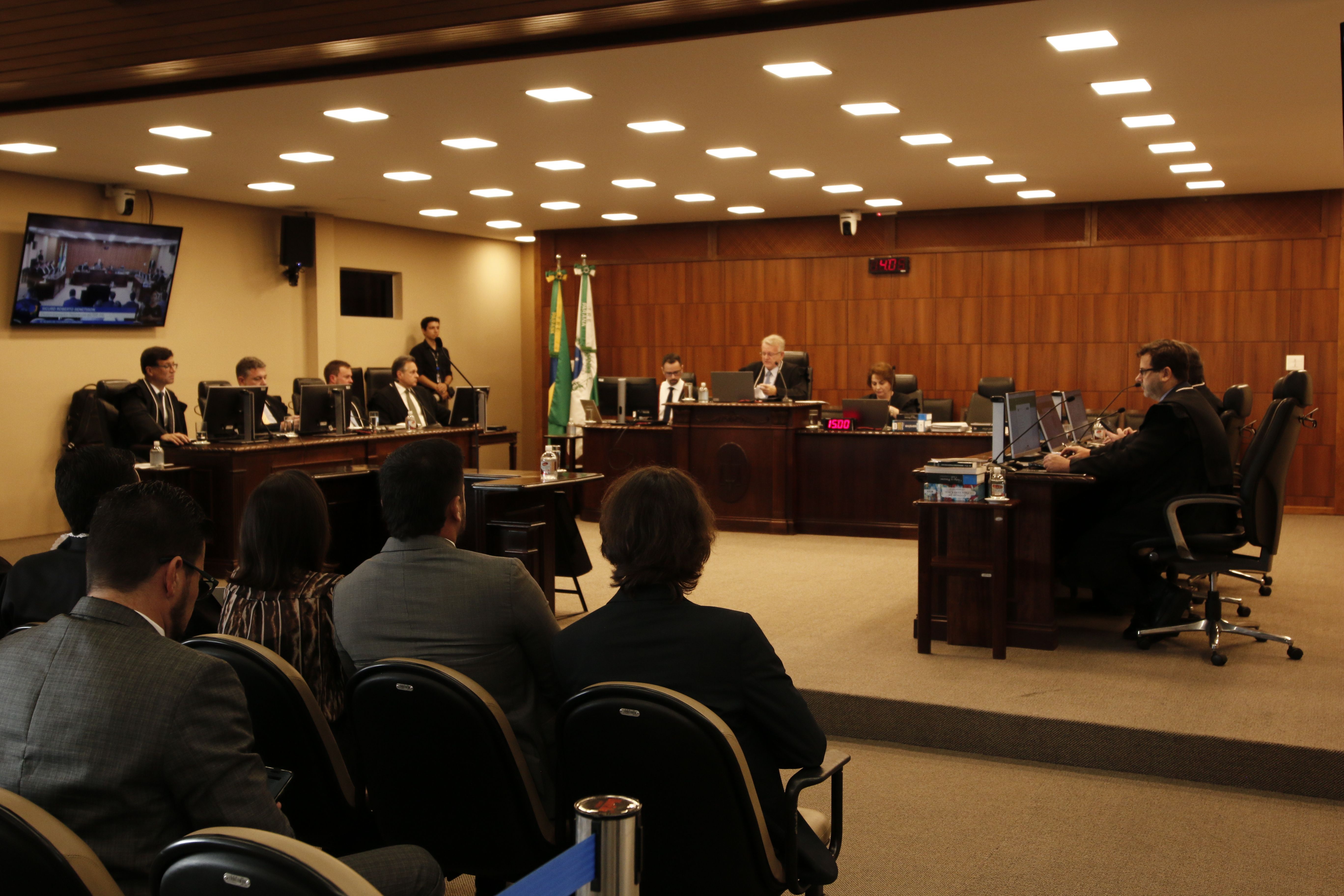 Sessão do Tribunal Regional Eleitoral do Paraná (TRE-PR)