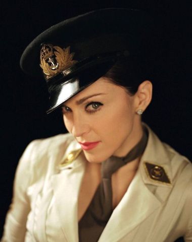 Madonna no clipe de "American Life", de 2003 /Youtube/Reprodução