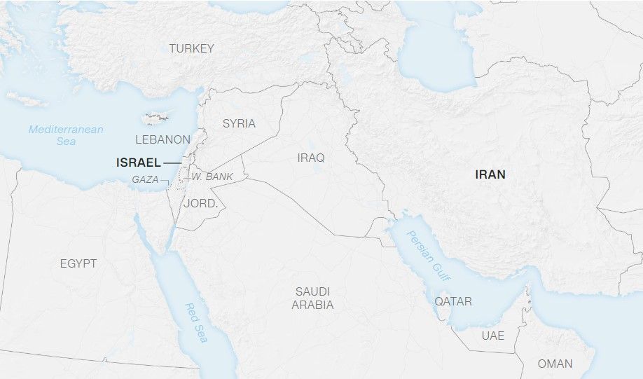 Mapa mostra distancia entre Irã e Israel e países que estão entre os dois estados / Henrik Pettersson/CNN