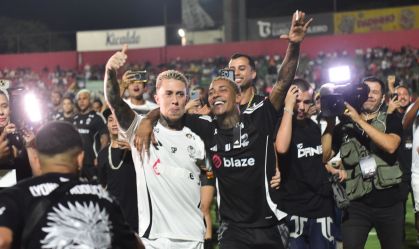 Desafio dos MCs reúne funkeiros e trappers para jogo no Canindé, em SP