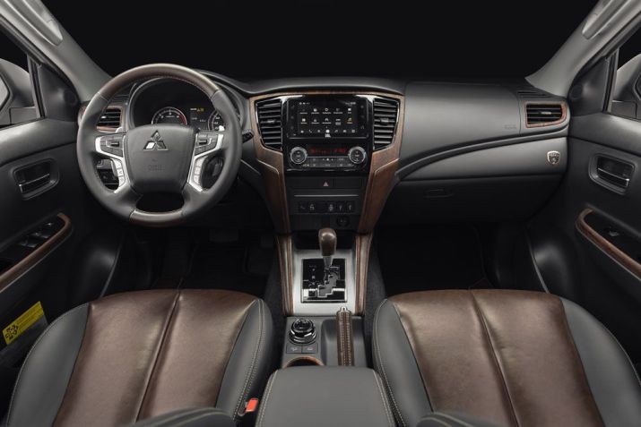L200 Triton Sport ganha nova versão Terra /