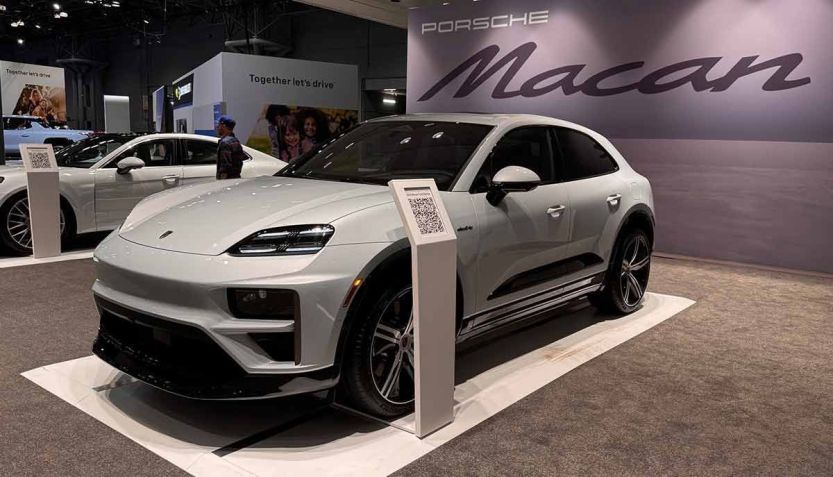 Porsche Macan EV: nova geração elétrica é mostrada nos EUA / Newspress USA Inc