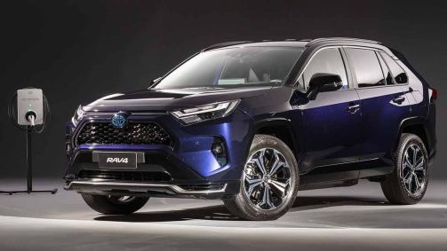 Toyota RAV4 XSE Plug-In Hybrid chega ao Brasil por R$ 400 mil