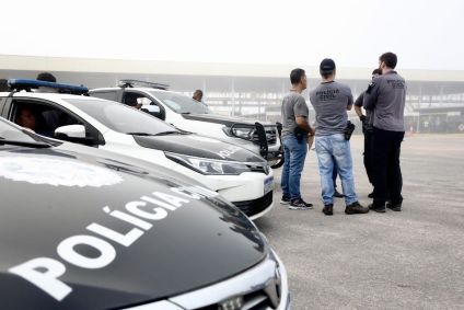Procurada desde 2018, a mulher foi capturada por agentes da Delegacia de Roubos e Furtos de Automóveis (DRFA)