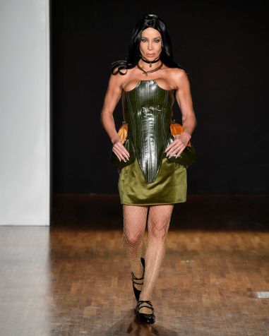 Danielle Winits para a grife de Renata Buzzo no SPFW / Marcelo Soubhia/ @agfotosite/ SPFW