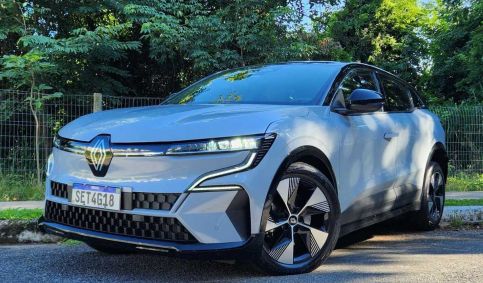 Renault Megane E-Tech: modelo elétrico representa nova fase da marca no Brasil