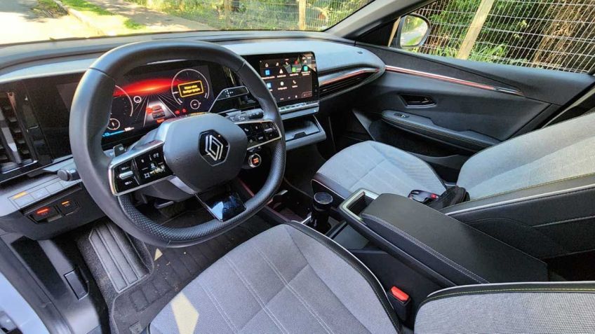 Renault Megane E-Tech: modelo elétrico representa nova fase da marca no Brasil / Thiago Ventura/CNN