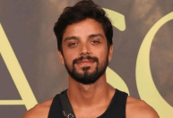 "Renascer": Rodrigo Simas diz que cena da morte de Venâncio foi "difícil"