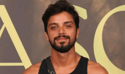 "Renascer": Rodrigo Simas diz que cena da morte de Venâncio foi "difícil"