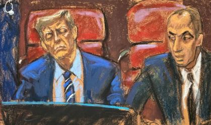 Trump cochila em tribunal