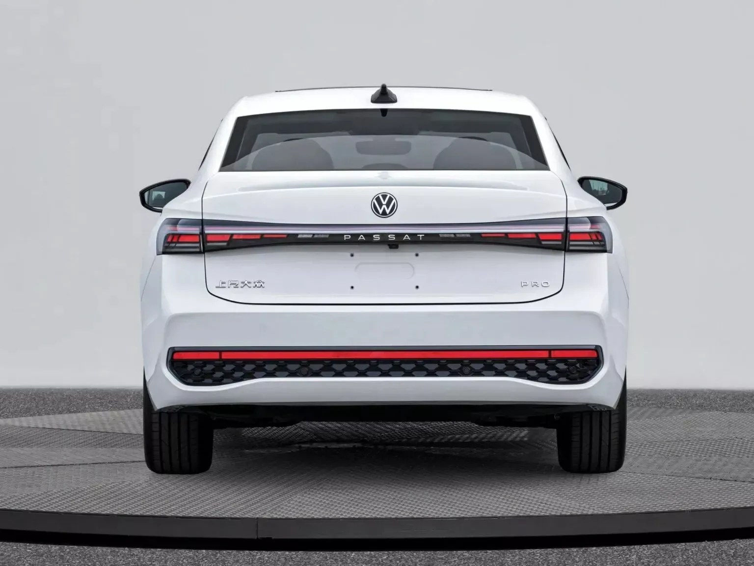 Design usa várias elementos do Passat Variant europeu, mas com algumas exclusividades / Divulgação/MIIT