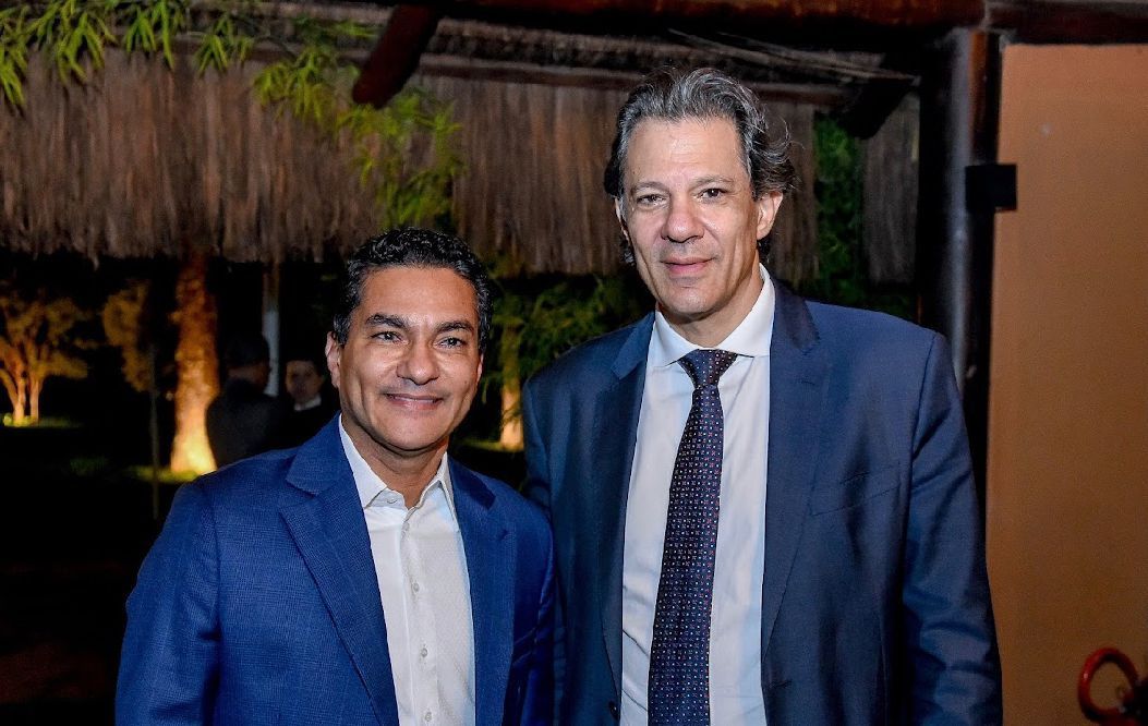 O deputado federal Marcos Pereira (Republicanos-SP) e o ministro da Fazenda, Fernando Haddad