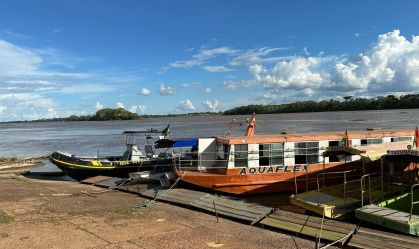 PF libera embarcação 'sequestrada' por bolivianos em Rondônia