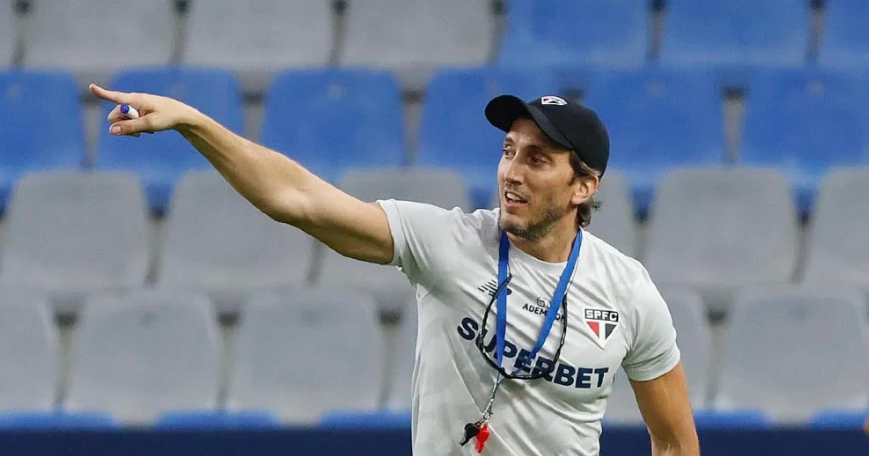 Zubeldía comanda treino do São Paulo