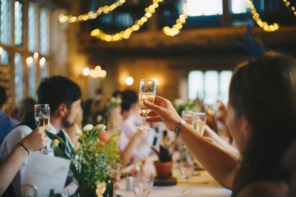 Escolher a paleta de cores para o casamento não é tarefa fácil