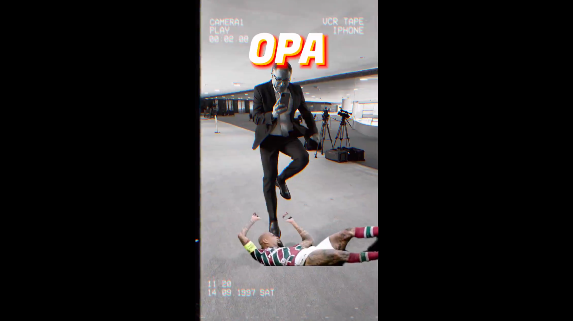 Alexandre Padilha "evita carrinho" de Felipe Melo em vídeo nas redes sociais