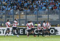 Jogador de time da Libertadores revela oferta para levar cartão amarelo