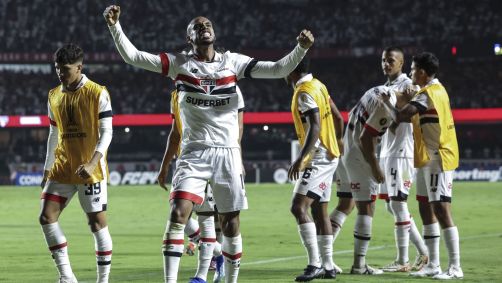 André Silva marcou o gol que deu alívio à torcida do São Paulo, aos 36 minutos do segundo tempo