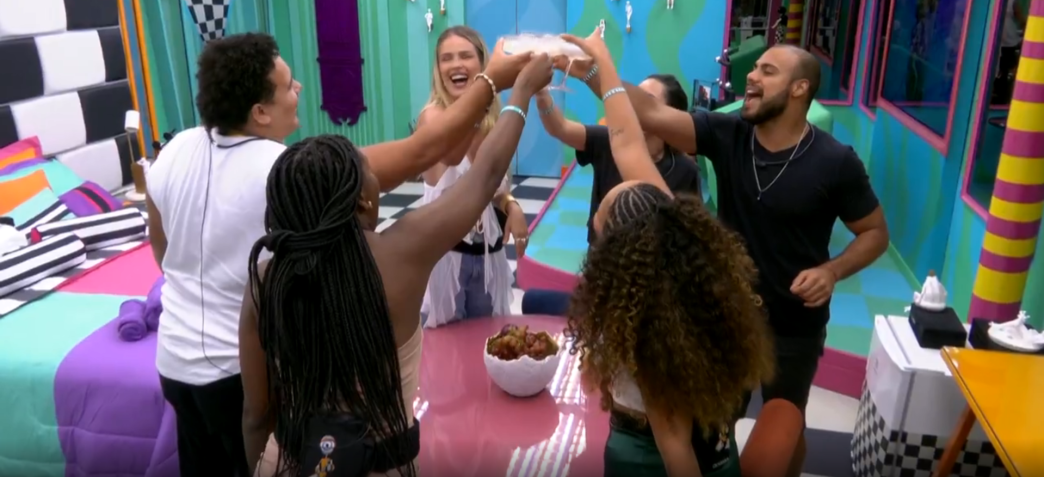 Lucas Henrique comemorou o seu aniversário de 30 anos no BBB24 / Reprodução/Globo