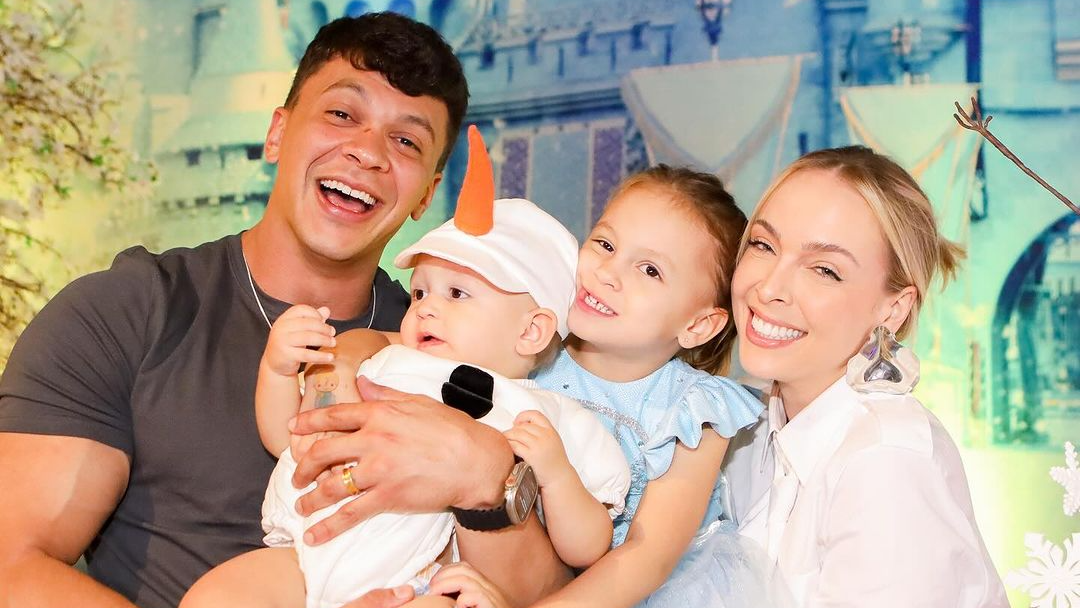 "4 anos da nossa princesa, e que dia inesquecível! obrigado a todos que fizeram a festa acontecer", escreveu Cocielo na legenda