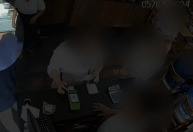 Vídeo: ladrões levam 2 minutos para assaltar restaurante na zona sul do Rio