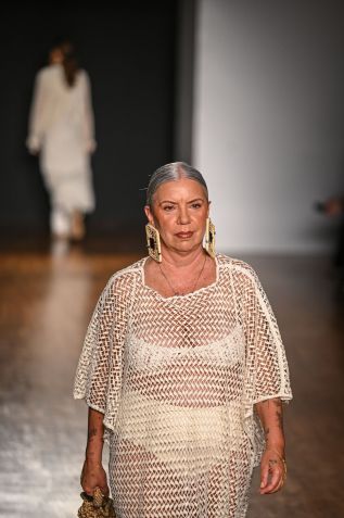 Astrid Fontenelle no desfile de Catarina Mina na SPFW N57 / Marcelo Sá Barretto/AgNews