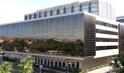 RJ: médico francês que agrediu porteiro terá que pagar R$ 50 mil de indenização