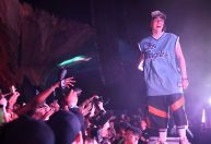 Billie Eilish apresenta canções do novo álbum no Coachella; ouça