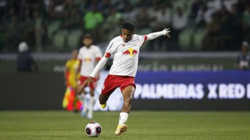 Bruninho em partida contra o Palmeiras