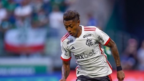 Bruno Henrique reclamou da altitude de La Paz, na derrota do Flamengo