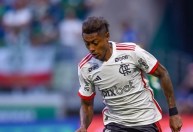 Bruno Henrique, do Flamengo, critica jogos na altitude: "É desumano"
