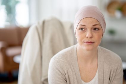 Retrato de uma mulher lutando contra o câncer