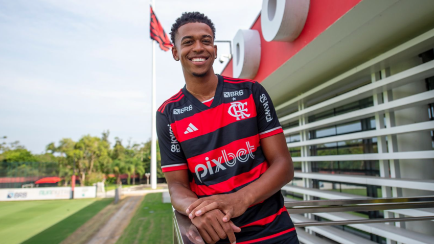Carlinhos é o atual centroavante do Flamengo • Marcelo Cortes /CRF