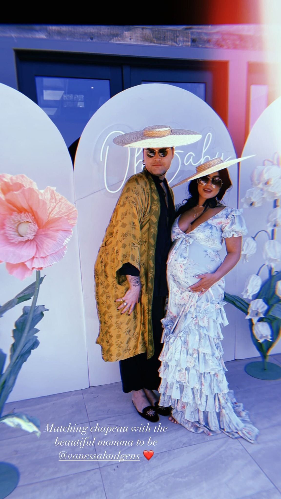 Vanessa Hudgens e Franz Szony / Reprodução/X