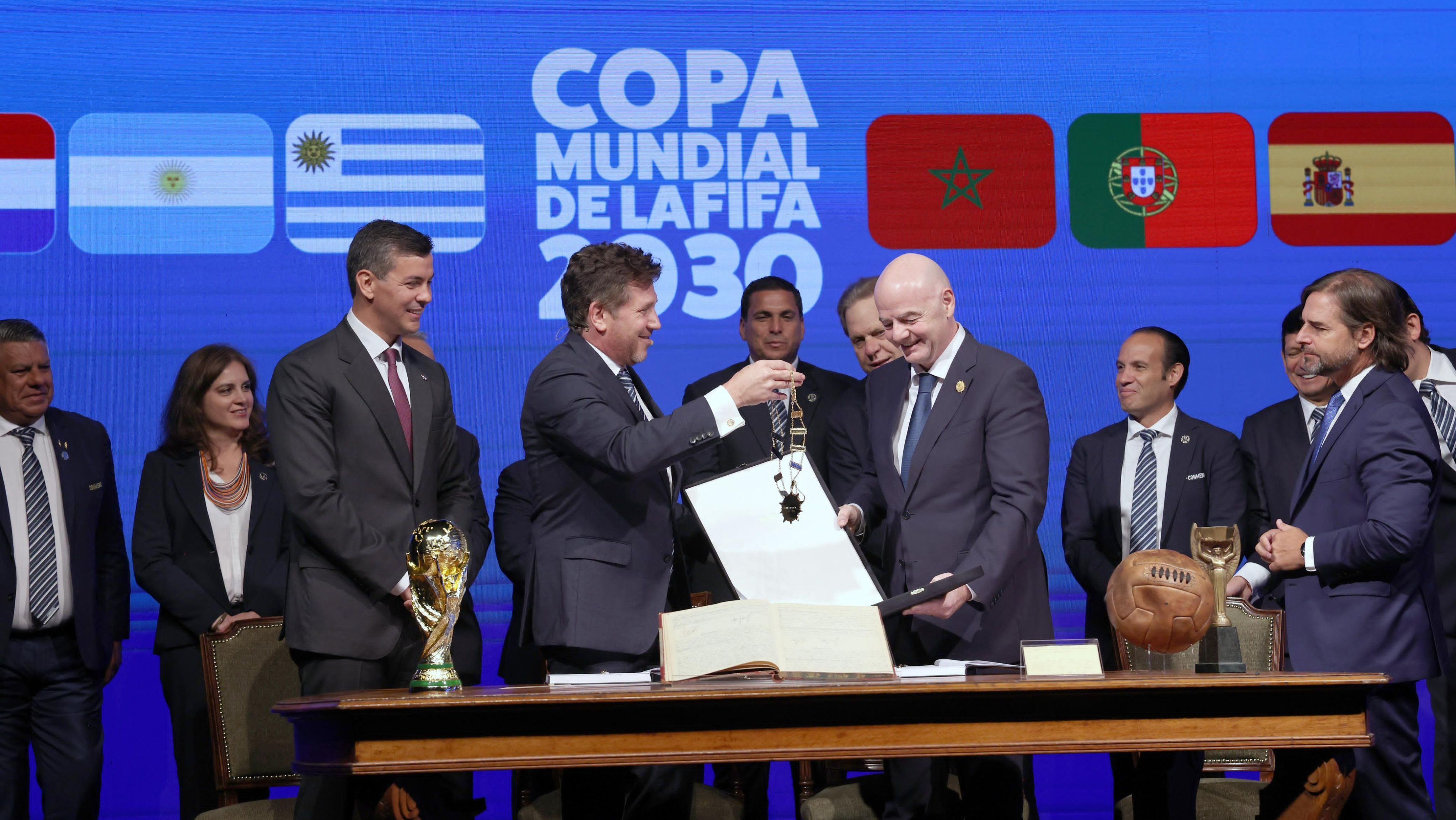 Conmebol e Fifa celebraram o acordo que confirma os jogos da Copa do Mundo de 1930 na América do Sul