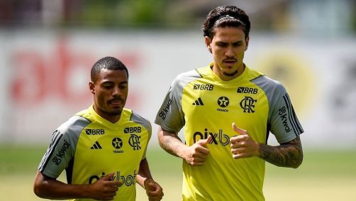 De La Cruz e Pedro em treino pelo Flamengo