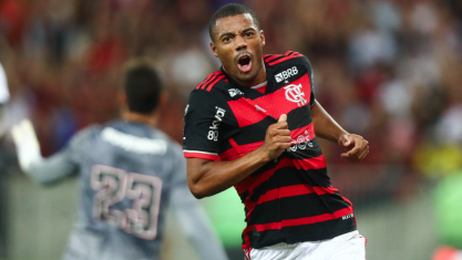 De La Cruz comemora gol do Flamengo