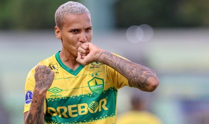 "Deyverson é a cara do Corinthians", diz ex-jogador do Palmeiras