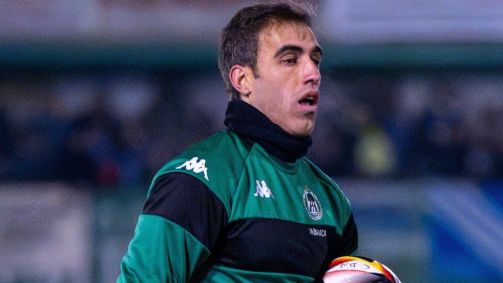 Goleiro Diego Rivas deixa aposentadoria na Espanha por emergência