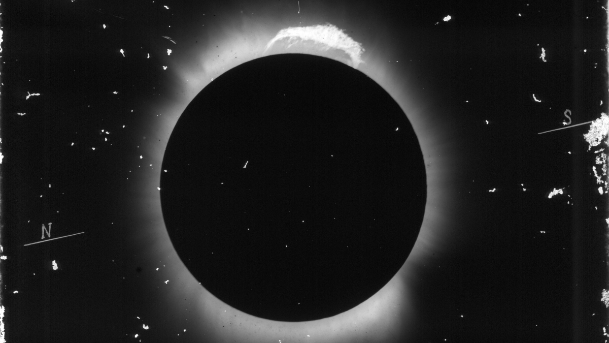 Eclipse no Brasil comprovou teoria de Einstein há mais de 100 anos