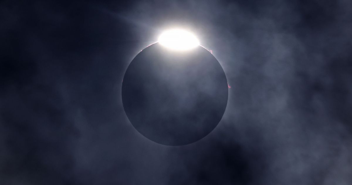 Vídeo mostra onde Sol irá “desaparecer” no eclipse total de 12 de agosto