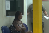RJ: Defesa de mulher suspeita por levar tio morto para fazer empréstimo diz que idoso chegou ao banco vivo