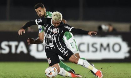 Corinthians e Racing se enfrentam pela Sul-Americana