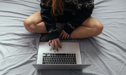 IR 2024: veja como declarar ganhos obtidos em plataformas de conteúdo adulto