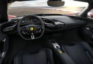 Ferrari desenvolve volante de Fórmula 1 para carros de rua