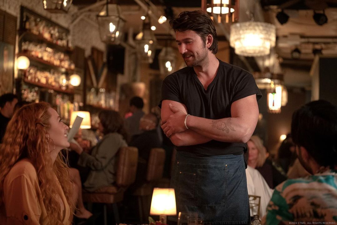 Blake Lively e Brandon Sklenar em "É Assim Que Acaba" / Divulgação/Sony Pictures