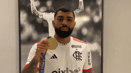 Gabigol recebeu uma medalha de campeão carioca mesmo sem entrar em campo